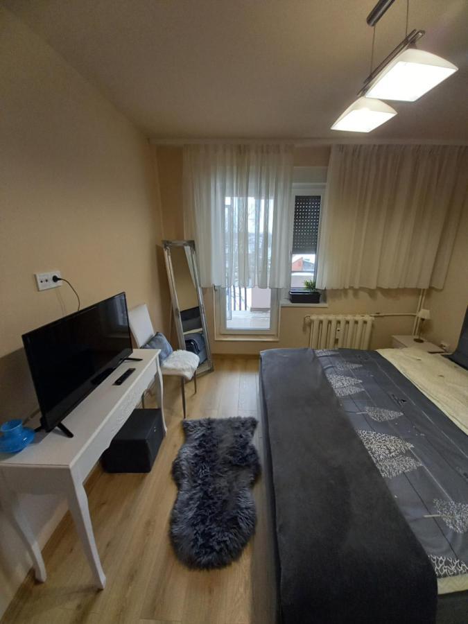 Tei Apartment Oradea Exterior foto
